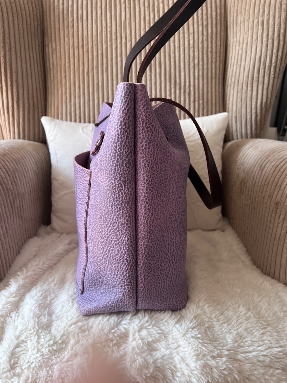 UNICORN - Portland Leather Medium Tote Bag in Lilac. Excellent condition!!~ - Picture 6 of 9